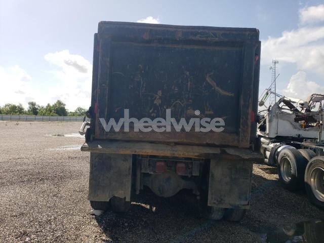 2017 WESTERNSTAR 4700 DUMP TRUCK (VIN 5KKMAVDV1HPJC7399) main photo
