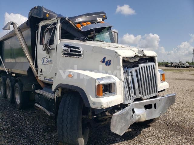 Photo 3 of 2017 WESTERNSTAR 4700 DUMP TRUCK (VIN 5KKMAVDV1HPJC7399)