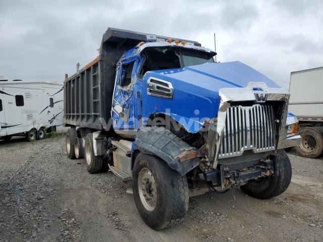 Photo 10 of 2015 WESTERN STAR 4700 DUMP TRUCK (VIN 5KKMAVDV5FLGF6748)