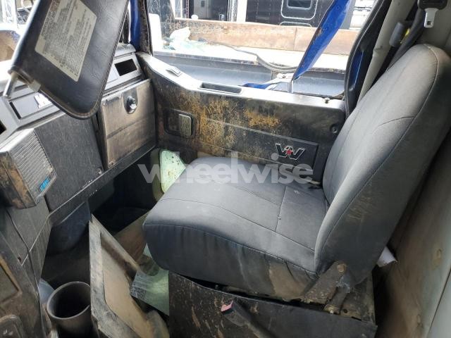 Photo 5 of 2015 WESTERN STAR 4700 DUMP TRUCK (VIN 5KKMAVDV5FLGF6748)