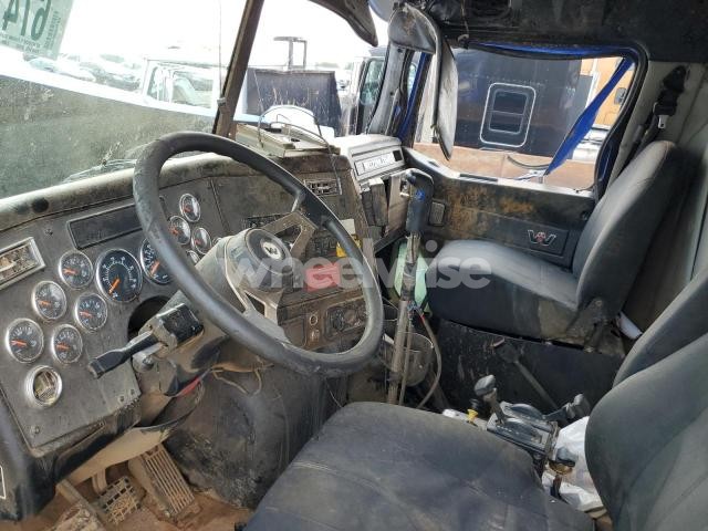 Photo 9 of 2015 WESTERN STAR 4700 DUMP TRUCK (VIN 5KKMAVDV5FLGF6748)