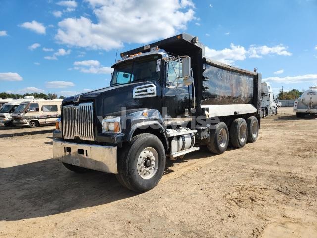 Photo 3 of 2014 WESTERN STAR/AUTO CAR CONVENTIONAL 4700SF (VIN 5KKMAVDV7EPFT2816)