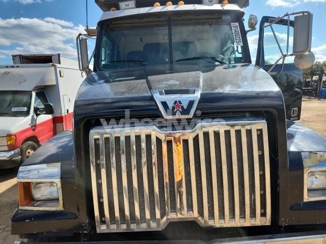 Photo 6 of 2014 WESTERN STAR/AUTO CAR CONVENTIONAL 4700SF (VIN 5KKMAVDV7EPFT2816)