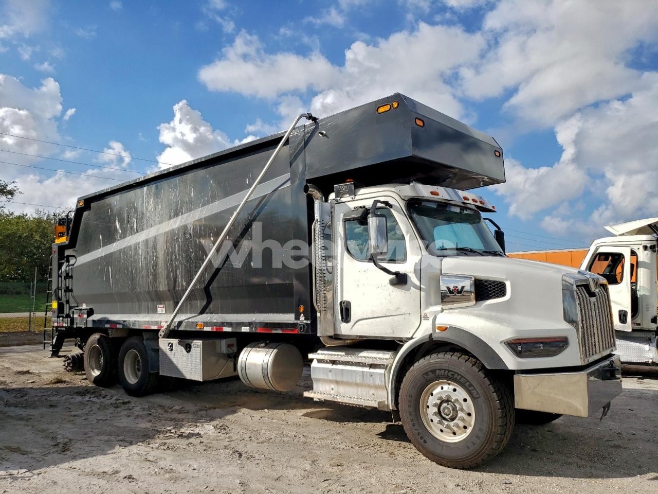 2026 ARO WESTERN STAR N/A (VIN 5KKMBPDV8TLWG1914) main photo