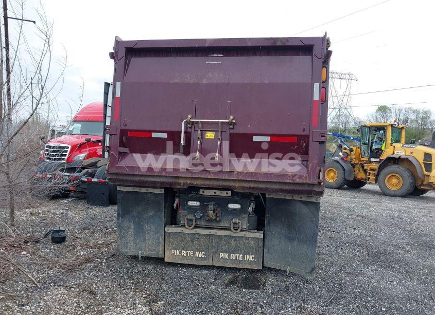 Photo 19 of 2023 Western Star 4800 SET BACK AXLE (VIN 5KKMBWD11PLNS7800)