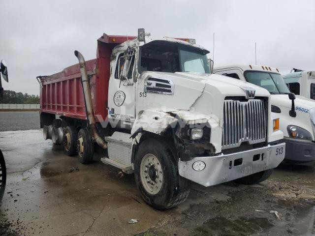 Photo 3 of 2015 WESTERN STAR 4700 DUMP TRUCK (VIN 5KKSAVDV0FLGL5933)
