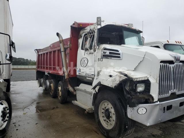 Photo 4 of 2015 WESTERN STAR 4700 DUMP TRUCK (VIN 5KKSAVDV0FLGL5933)