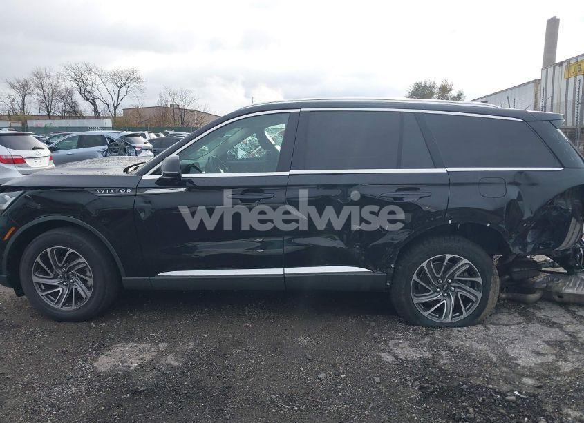 Photo 13 of 2022 Lincoln Aviator LIVERY (VIN 5LM5J0XC5NGL14463)