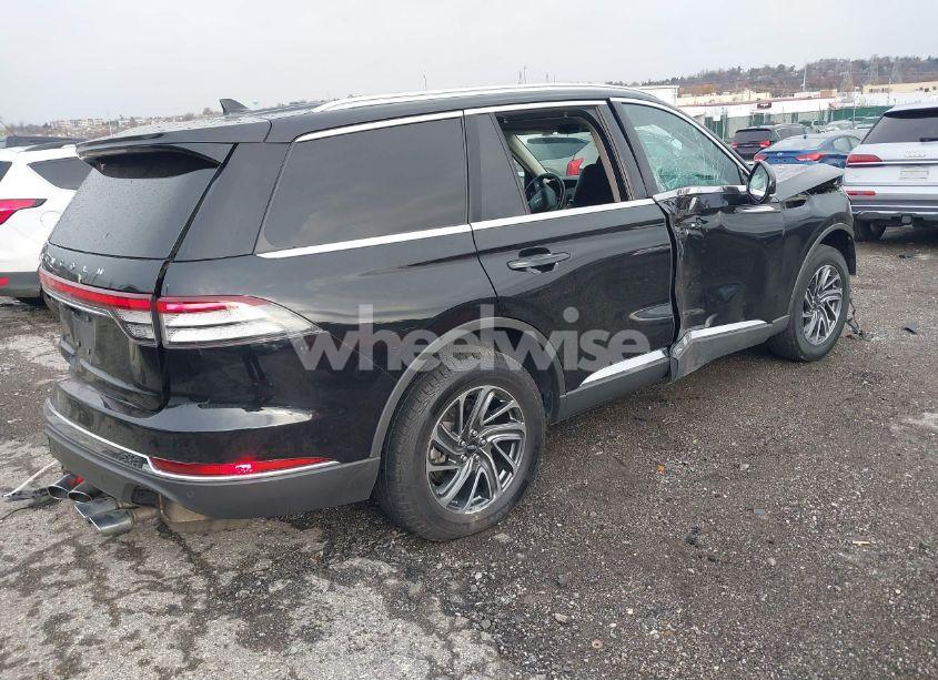 Photo 4 of 2022 Lincoln Aviator LIVERY (VIN 5LM5J0XC5NGL14463)