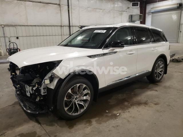 Photo 5 of 2025 LINCOLN AVIATOR (VIN 5LM5J6XC1SGL16452)