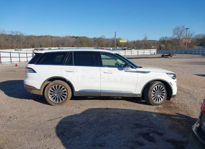 Photo 14 of 2020 Lincoln Aviator RESERVE (VIN 5LM5J7WC8LGL36710)