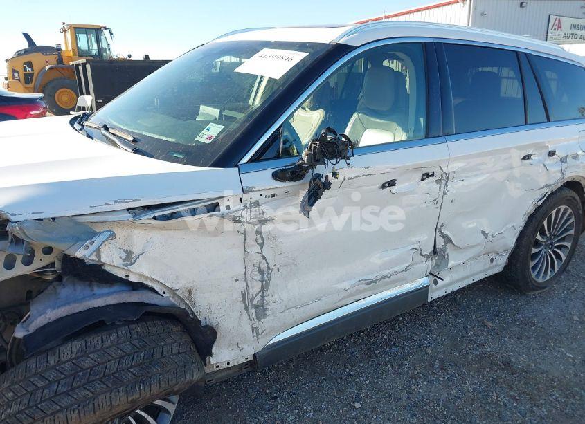 Photo 20 of 2020 Lincoln Aviator RESERVE (VIN 5LM5J7WC8LGL36710)