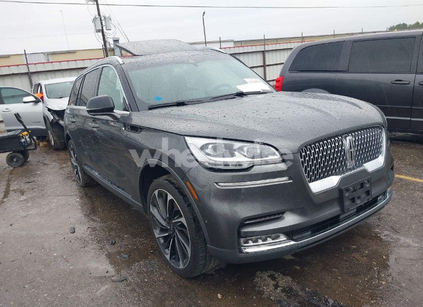 2020 Lincoln Aviator RESERVE (VIN 5LM5J7XC4LGL32832) main photo