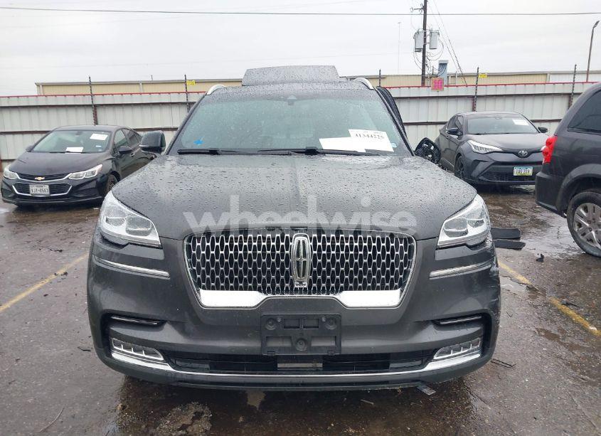 Photo 12 of 2020 Lincoln Aviator RESERVE (VIN 5LM5J7XC4LGL32832)