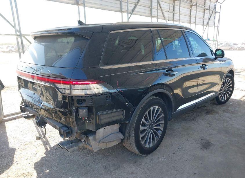 Photo 4 of 2020 Lincoln Aviator RESERVE (VIN 5LM5J7XC4LGL34886)