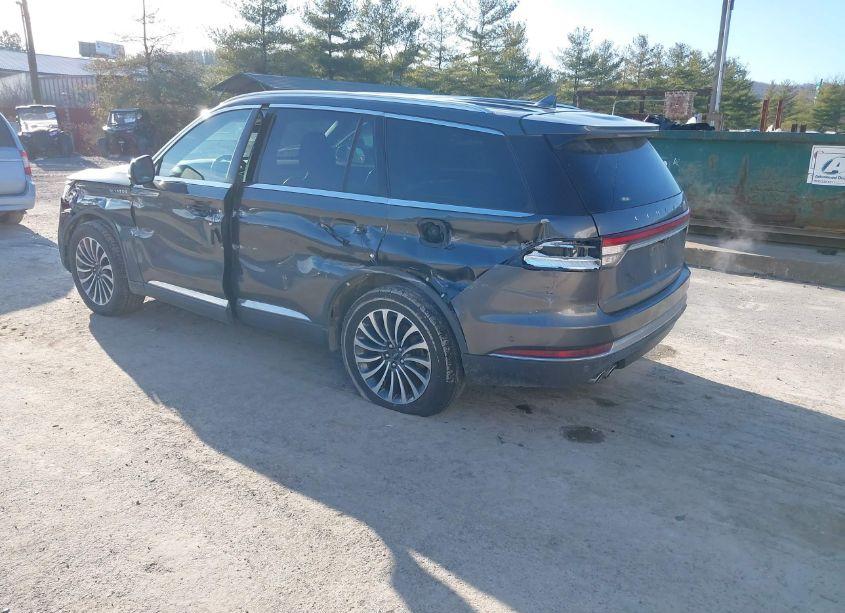 Photo 3 of 2020 Lincoln Aviator RESERVE (VIN 5LM5J7XC5LGL12640)