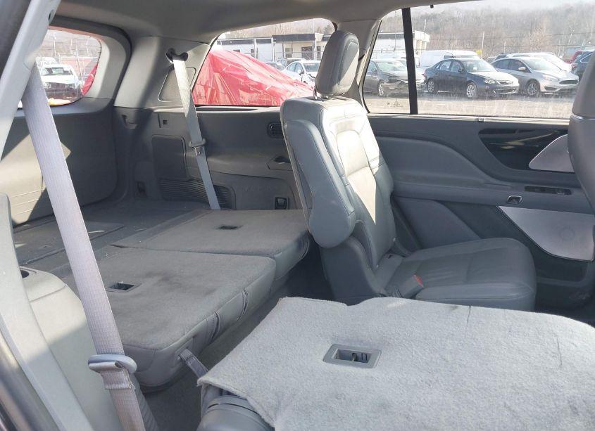 Photo 8 of 2020 Lincoln Aviator RESERVE (VIN 5LM5J7XC5LGL12640)