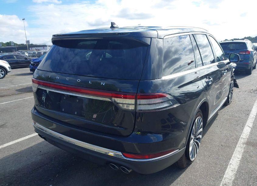 Photo 4 of 2020 Lincoln Aviator RESERVE (VIN 5LM5J7XC9LGL01382)
