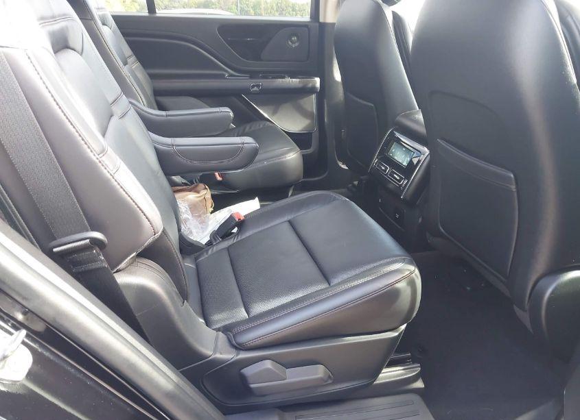 Photo 8 of 2020 Lincoln Aviator RESERVE (VIN 5LM5J7XC9LGL01382)