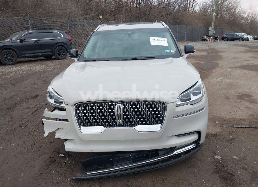 Photo 13 of 2022 Lincoln Aviator RESERVE (VIN 5LM5J7XCXNGL08697)