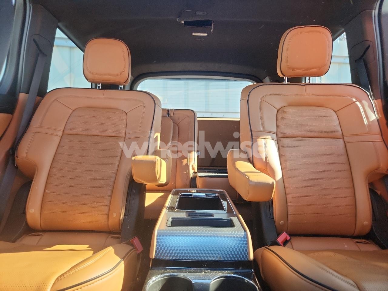 Photo 10 of 2023 LINCOLN AVIATOR BLACK LABEL (VIN 5LM5J9XC3PGL24464)