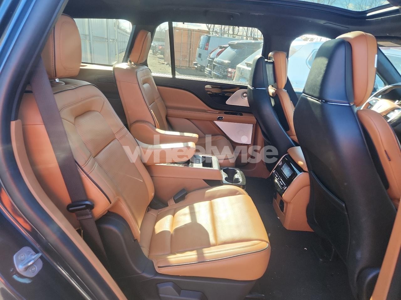 Photo 11 of 2023 LINCOLN AVIATOR BLACK LABEL (VIN 5LM5J9XC3PGL24464)