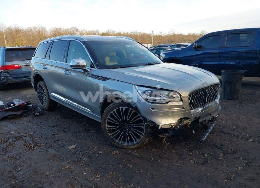 2020 Lincoln Aviator BLACK LABEL (VIN 5LM5J9XC7LGL03787) main photo