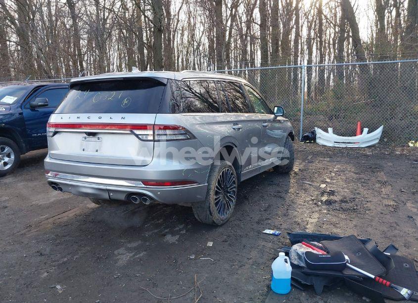 Photo 4 of 2020 Lincoln Aviator BLACK LABEL (VIN 5LM5J9XC7LGL03787)