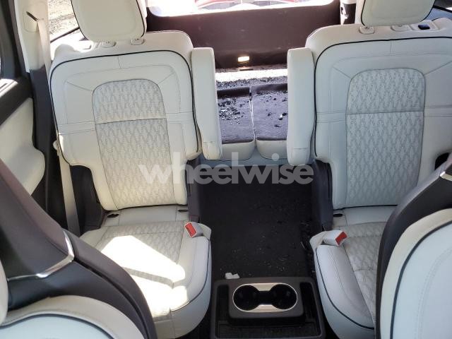 Photo 12 of 2023 LINCOLN AVIATOR BLACK LABEL (VIN 5LM5J9XC8PGL04906)