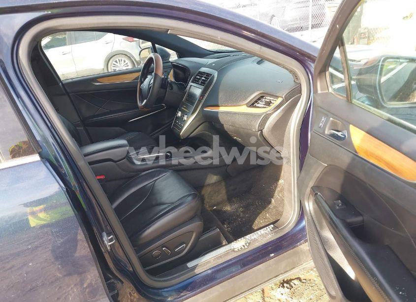 Photo 5 of 2015 Lincoln Mkc N/A (VIN 5LMCJ1A90FUJ00624)