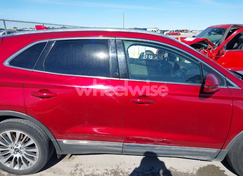 Photo 13 of 2015 Lincoln Mkc N/A (VIN 5LMCJ1A91FUJ25452)