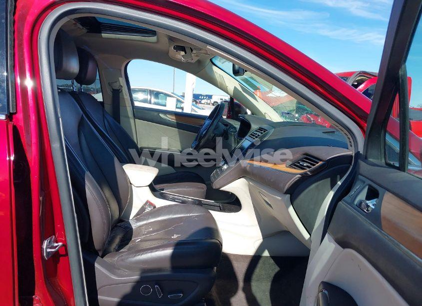 Photo 5 of 2015 Lincoln Mkc N/A (VIN 5LMCJ1A91FUJ25452)