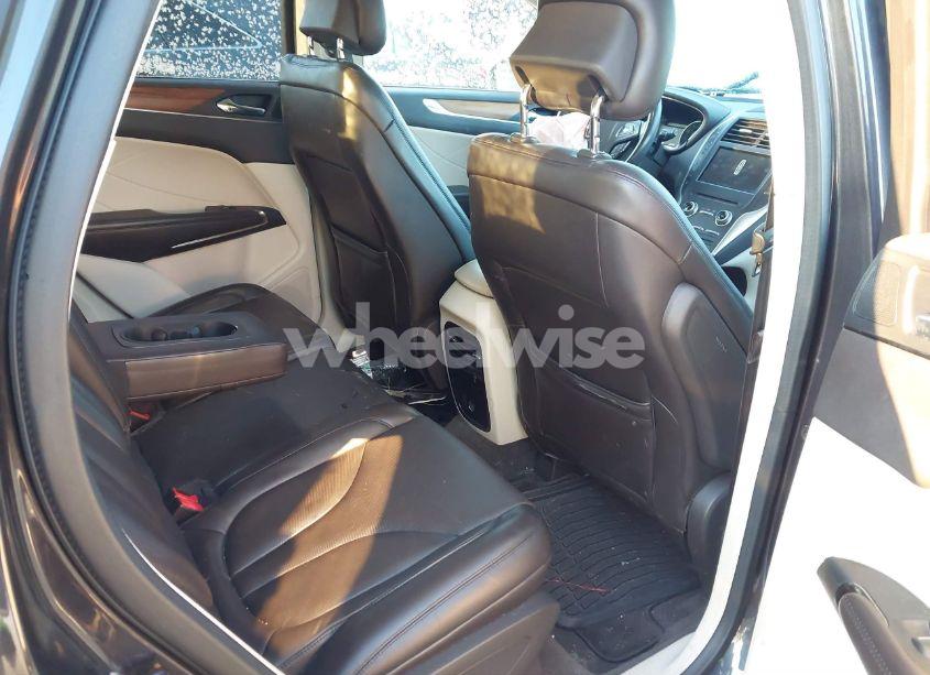 Photo 8 of 2015 Lincoln Mkc N/A (VIN 5LMCJ1A96FUJ09876)