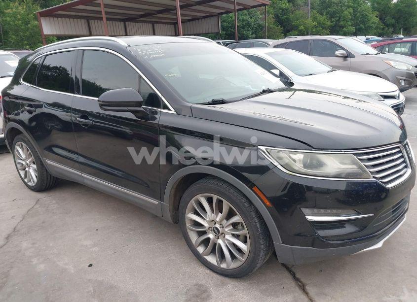 Photo 13 of 2015 Lincoln Mkc N/A (VIN 5LMCJ1A96FUJ26810)