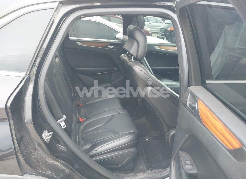Photo 8 of 2015 Lincoln Mkc N/A (VIN 5LMCJ1A96FUJ26810)