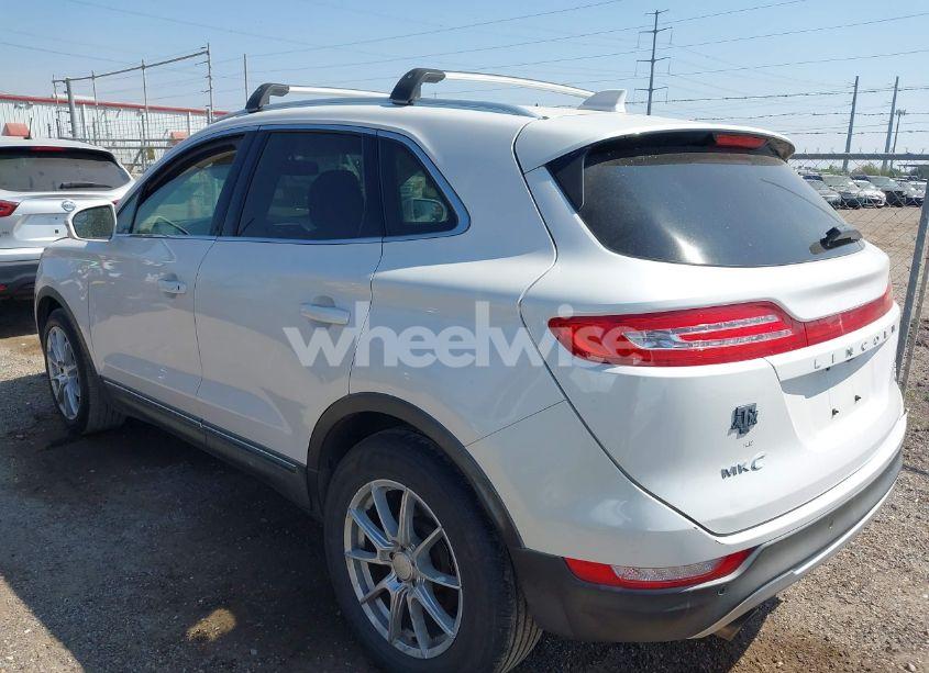 Photo 3 of 2015 Lincoln Mkc N/A (VIN 5LMCJ1A98FUJ33872)