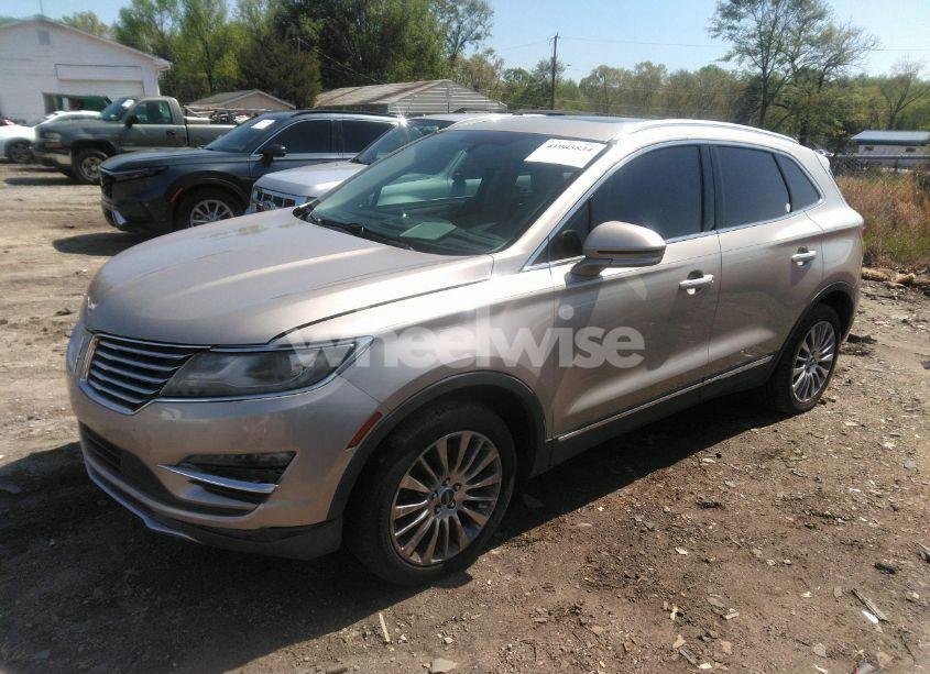 Photo 2 of 2015 Lincoln Mkc N/A (VIN 5LMCJ1A99FUJ41365)