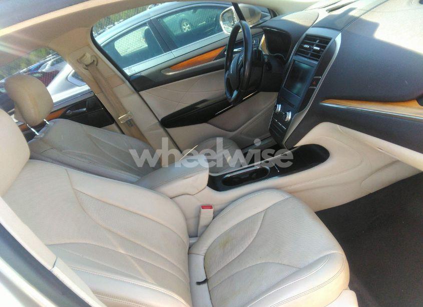 Photo 5 of 2015 Lincoln Mkc N/A (VIN 5LMCJ1A99FUJ41365)