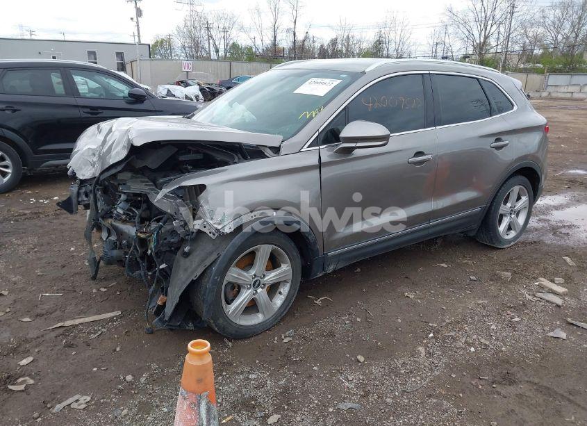 Photo 2 of 2016 Lincoln Mkc PREMIER (VIN 5LMCJ1C91GUJ28706)