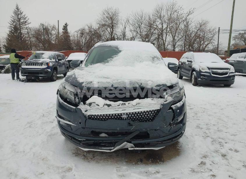 Photo 12 of 2019 Lincoln Mkc STANDARD (VIN 5LMCJ1C91KUL32303)