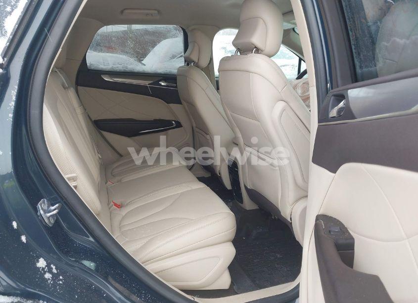 Photo 8 of 2019 Lincoln Mkc STANDARD (VIN 5LMCJ1C91KUL32303)