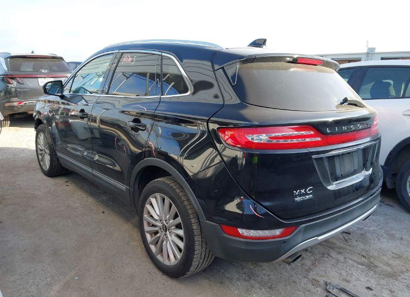 Photo 3 of 2019 Lincoln Mkc STANDARD (VIN 5LMCJ1C91KUL35315)