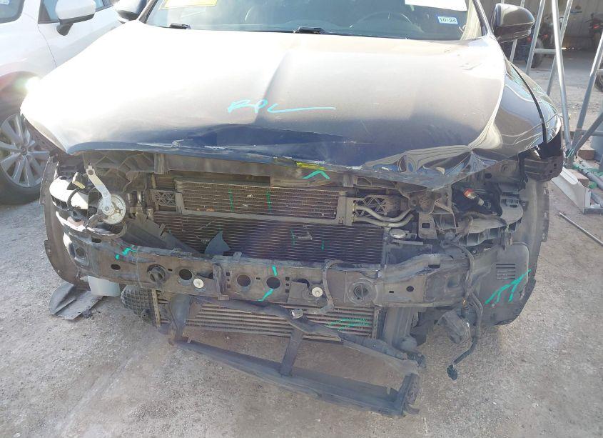 Photo 6 of 2019 Lincoln Mkc STANDARD (VIN 5LMCJ1C91KUL35315)