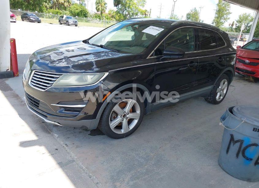Photo 2 of 2016 Lincoln Mkc PREMIER (VIN 5LMCJ1C92GUJ19691)