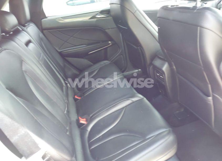 Photo 8 of 2018 Lincoln Mkc PREMIERE (VIN 5LMCJ1C92JUL00877)