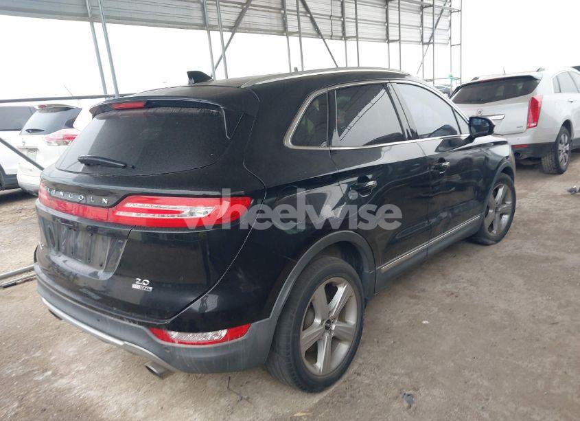 Photo 4 of 2016 Lincoln Mkc PREMIER (VIN 5LMCJ1C93GUJ01362)