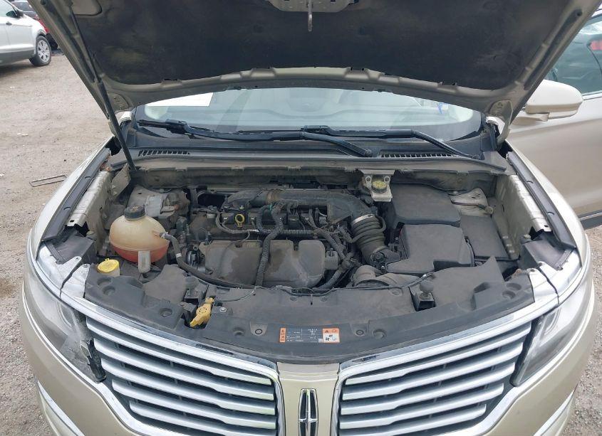 Photo 10 of 2017 Lincoln Mkc PREMIERE (VIN 5LMCJ1C95HUL51333)