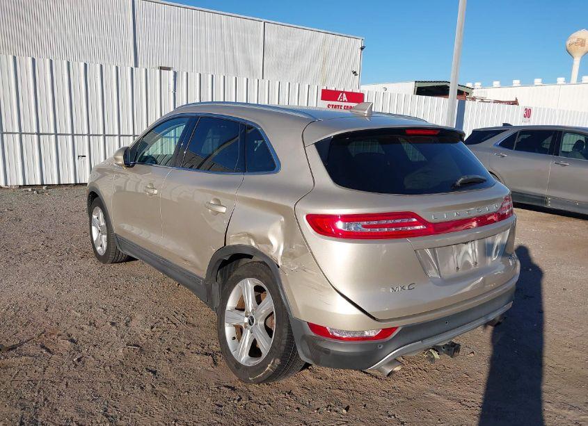 Photo 3 of 2017 Lincoln Mkc PREMIERE (VIN 5LMCJ1C95HUL51333)