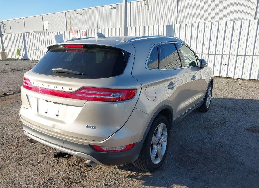 Photo 4 of 2017 Lincoln Mkc PREMIERE (VIN 5LMCJ1C95HUL51333)