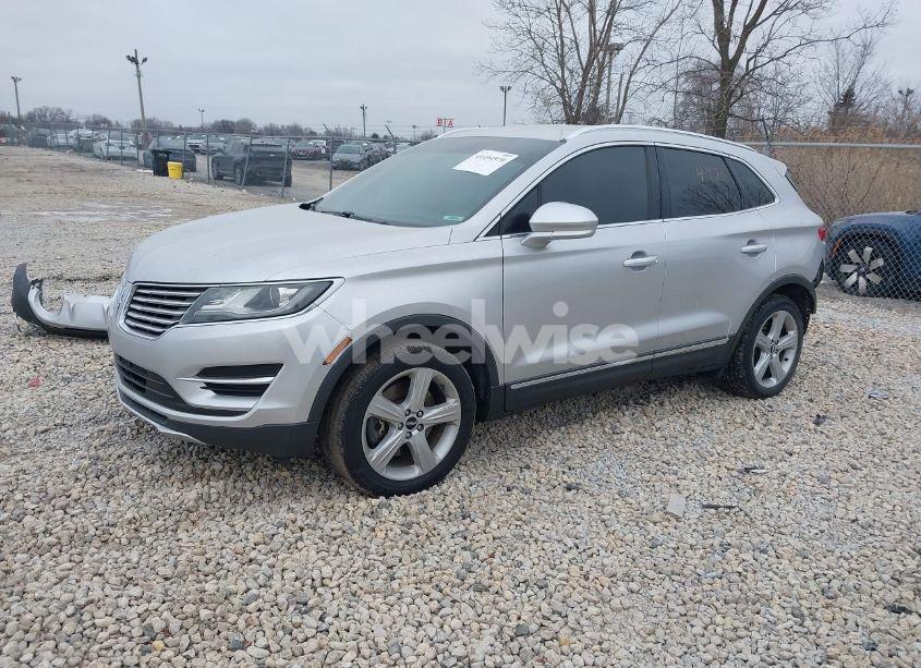 Photo 2 of 2016 Lincoln Mkc PREMIER (VIN 5LMCJ1C96GUJ30807)